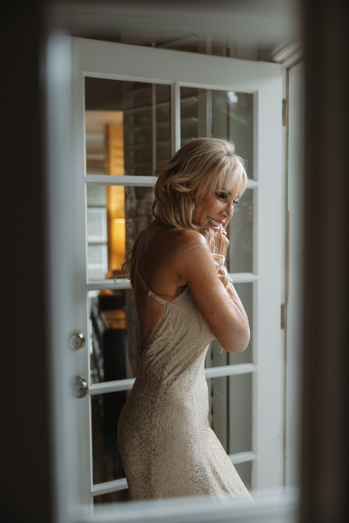 bride getting ready, bridal jewelry