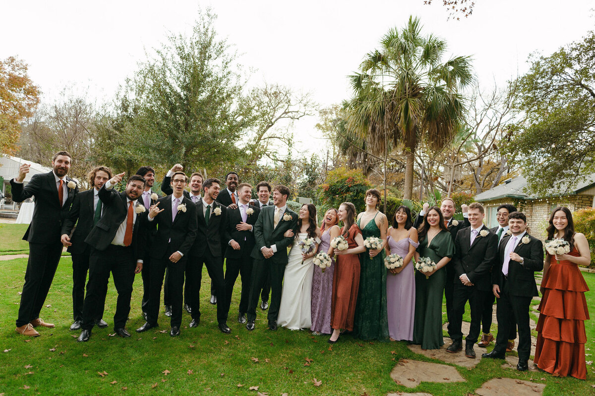 Lindsey&AlexWeddingPhotos_Film_AustinWeddingPhotographer_HereafterFilms_45-2