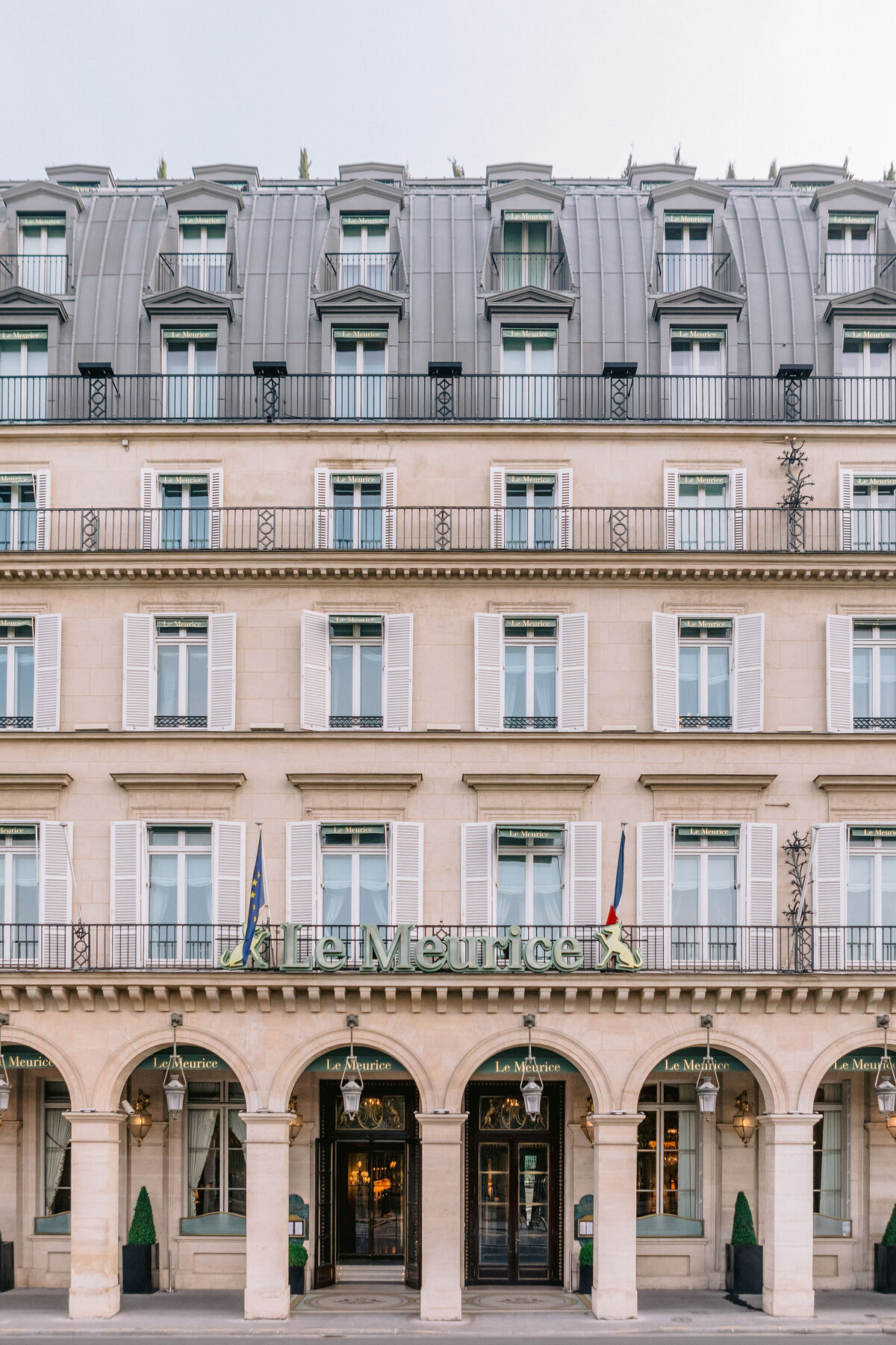 La façade du Meurice, Palace à Paris