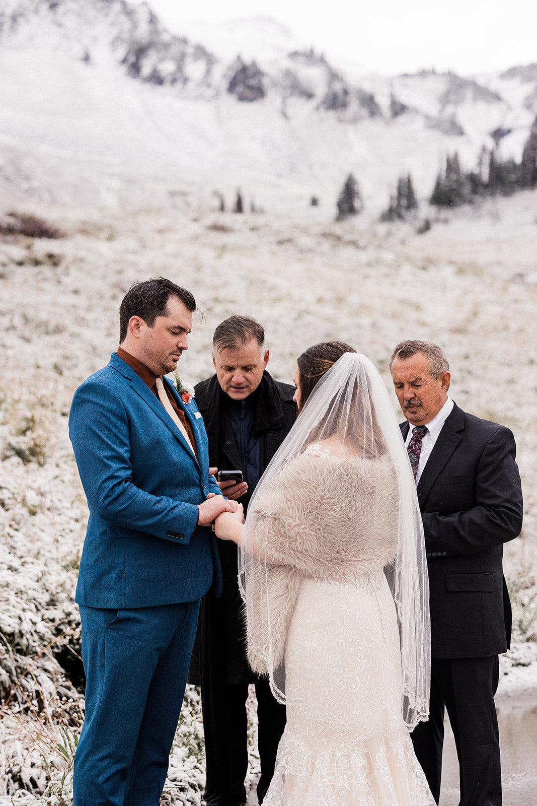 Rainy-Mount-Rainier-National-Park-Intimate-Wedding-89