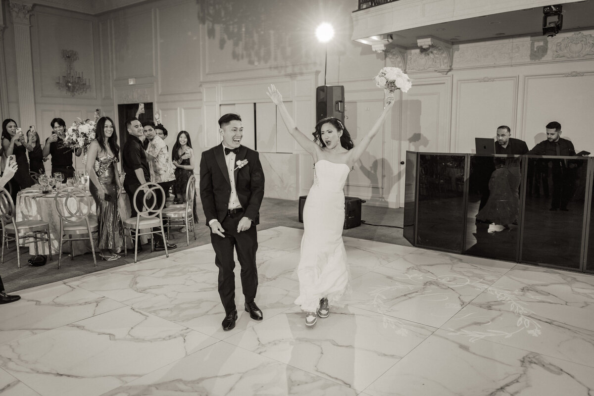 240908-Rachel&Nikko-TheEstateAtFlorentineGardens-Wedding-RiverVale-NJ-Previews-5MB-Web-195