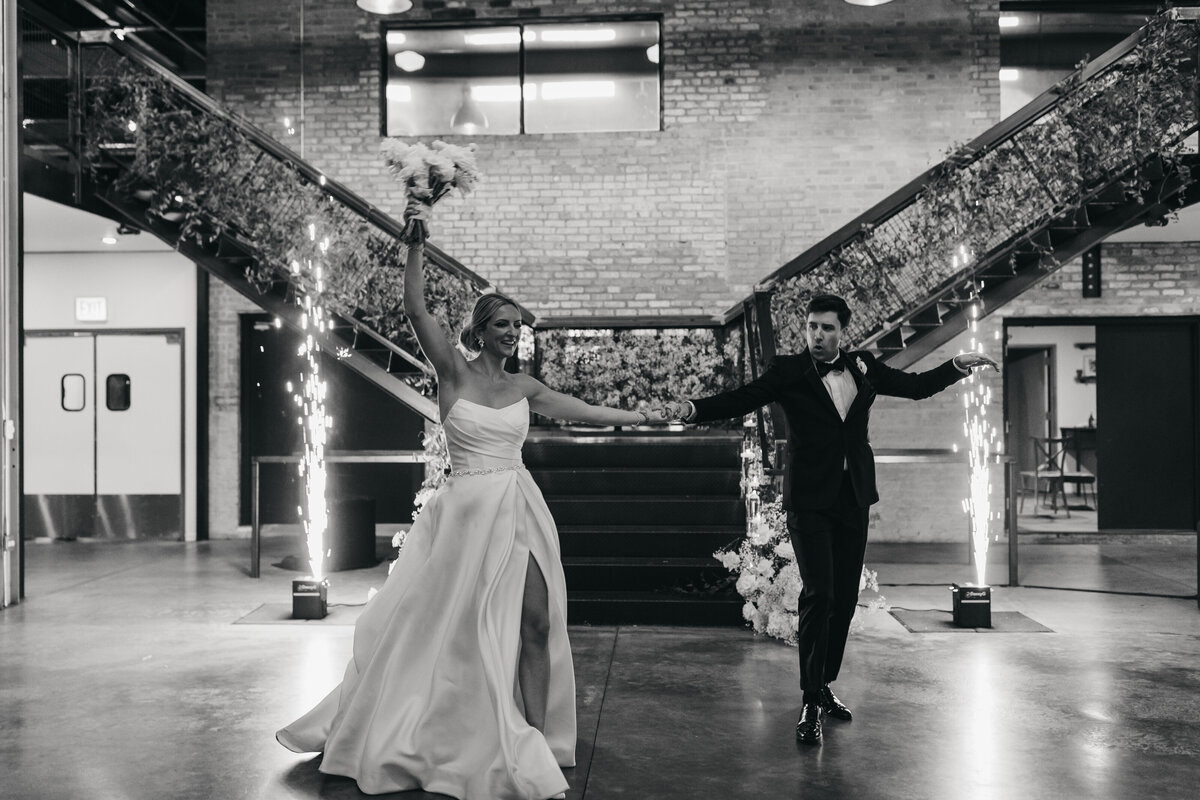 sjb-sarah-jane-bradley-photos-east-coast-philadelphia-new-york-destination-editorial-wedding-photographer-wedding-gallery5-1 Reception -072
