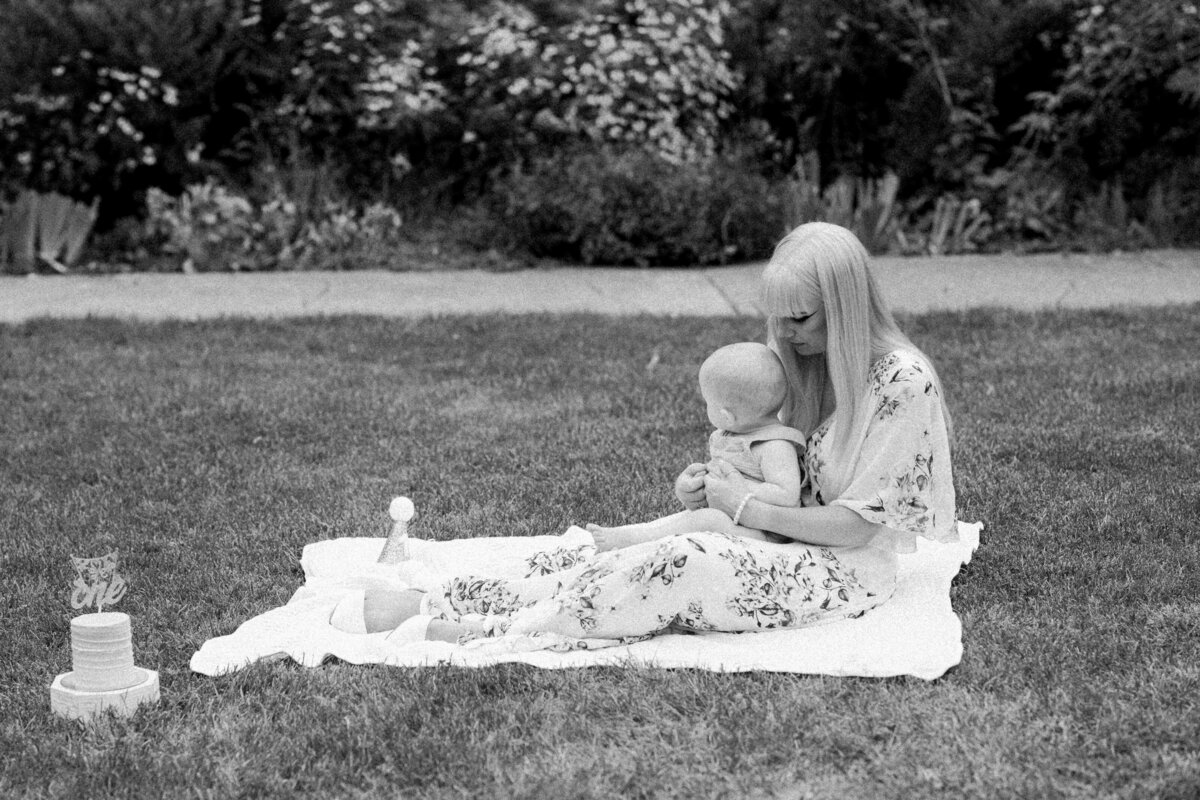 KatieCranePhotography-Kelsey+MJ-Mommy&Me-HighPark-9401