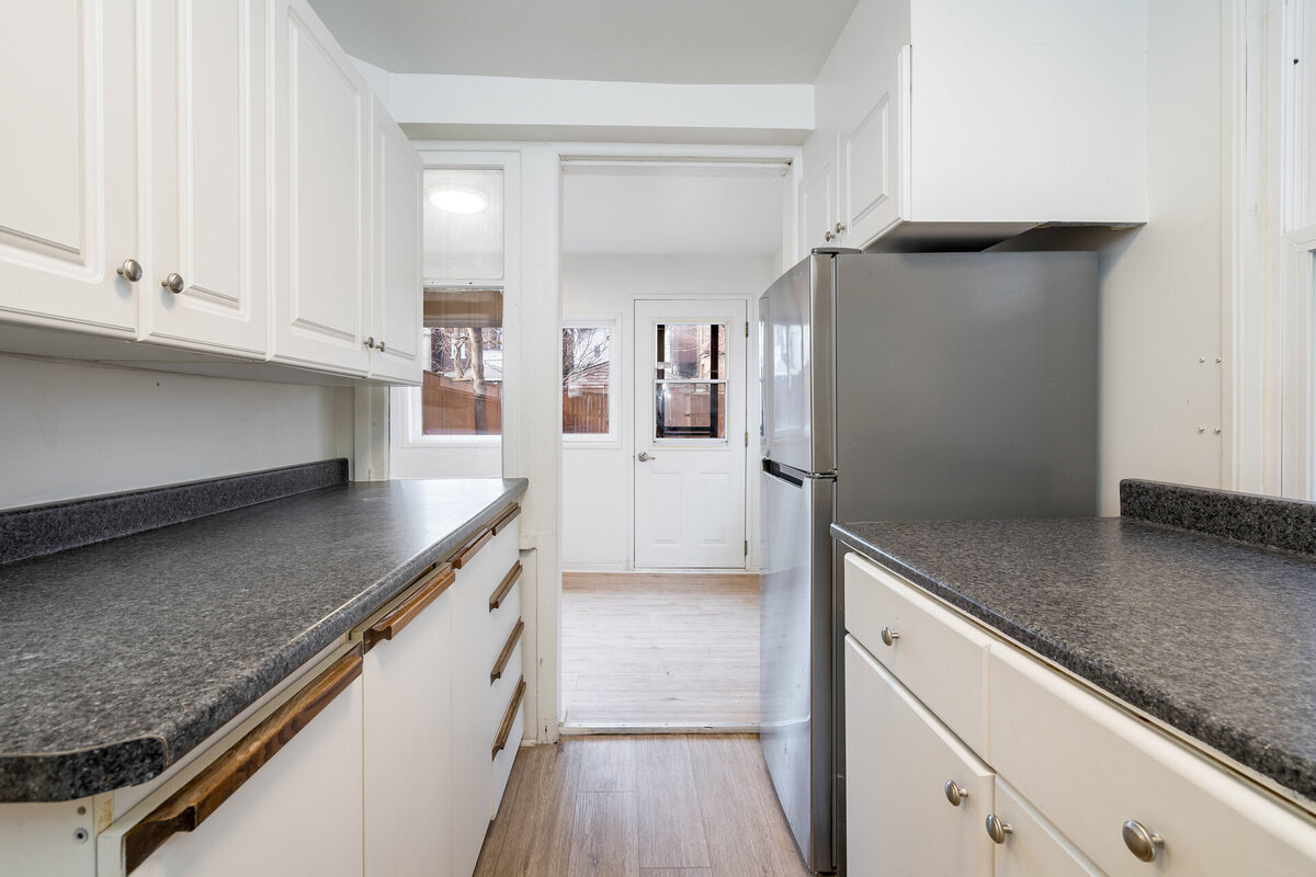 027_Kitchen