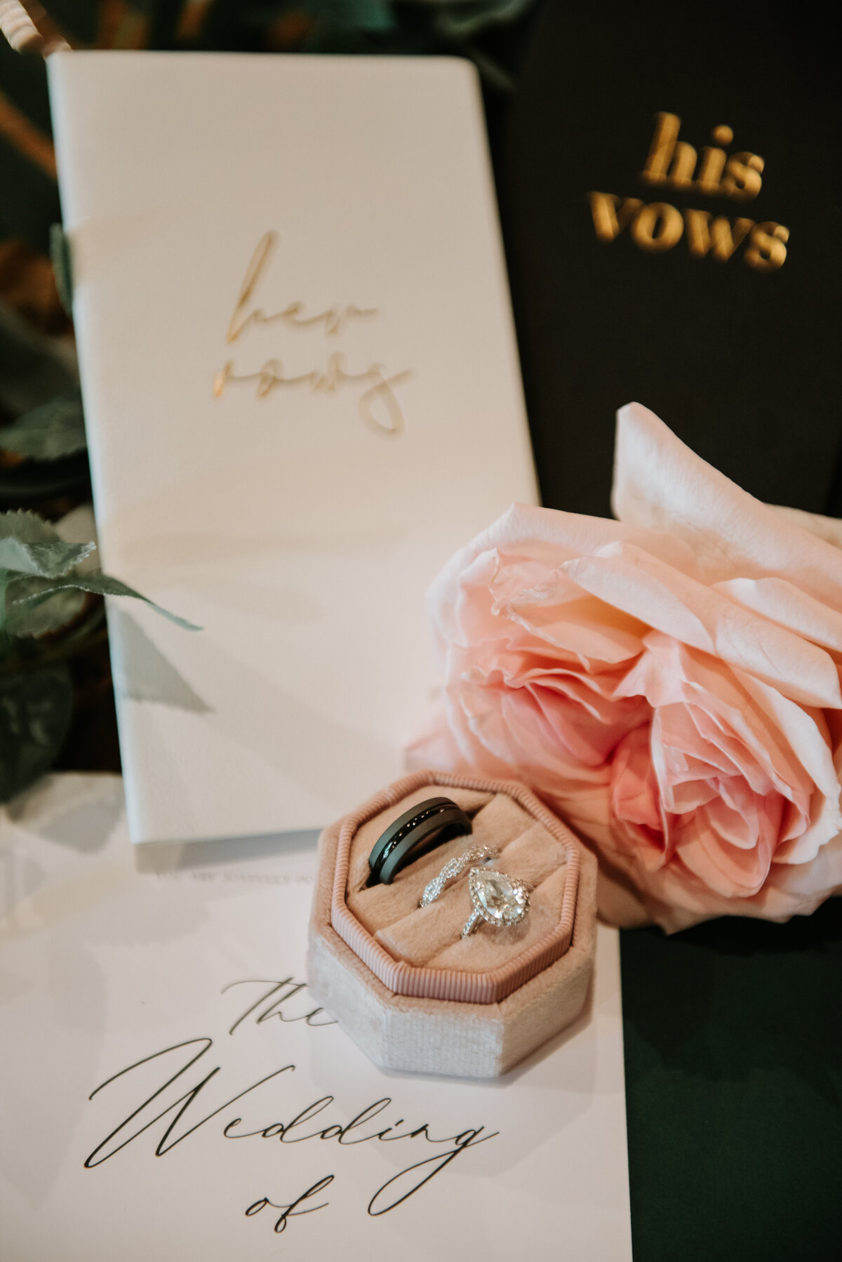 LA_Gruene_Chandlier_Wedding-23