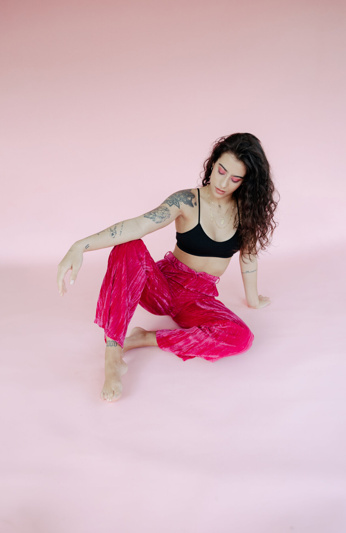 pink-studio-session-monochromatic-83