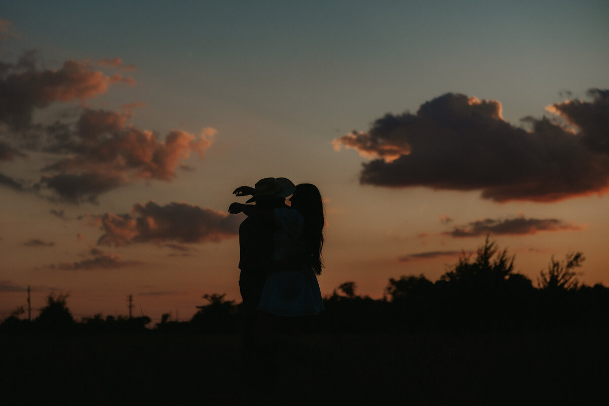 Abby Heron Photography Texas Based and Travel Wedding and Couples Photographer — Couples Gallery for Logan + Lauryn 28