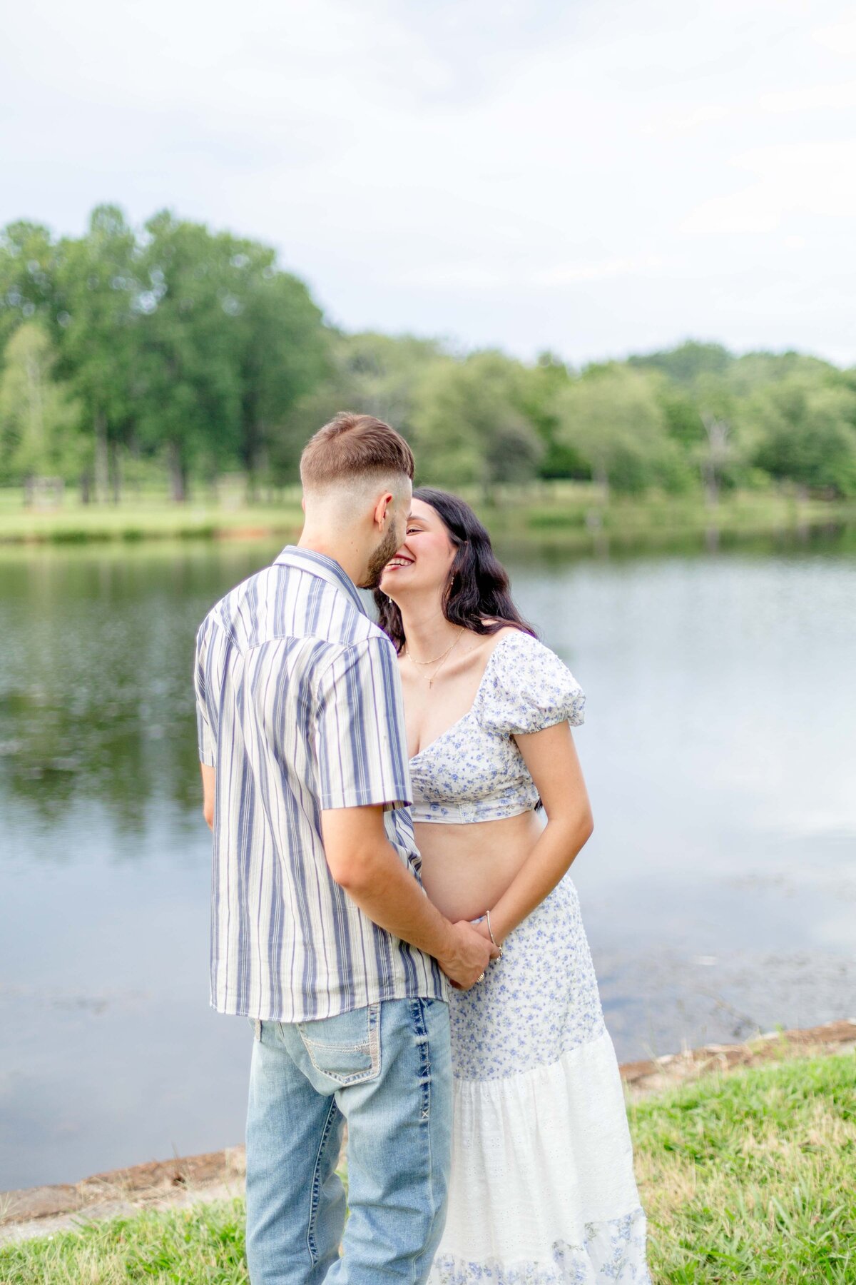 Greenville-SC-summer-maternity-session-Magnolia-and-grace-photography-co-GenevieveH# (1)-17