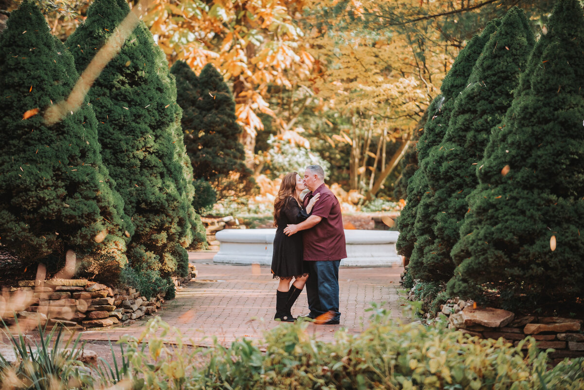 20221101_Stephanie&Tim_SayenGardens-208
