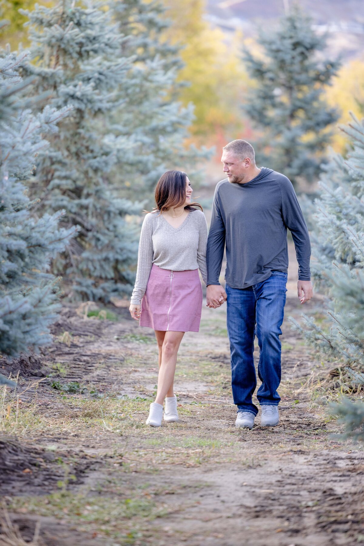 Utah-County-UT-Christmas-Tree-Farm-Mini-Session-Magnolia-and-Grace-Photography-Co-ChelseaL-# (1)-9