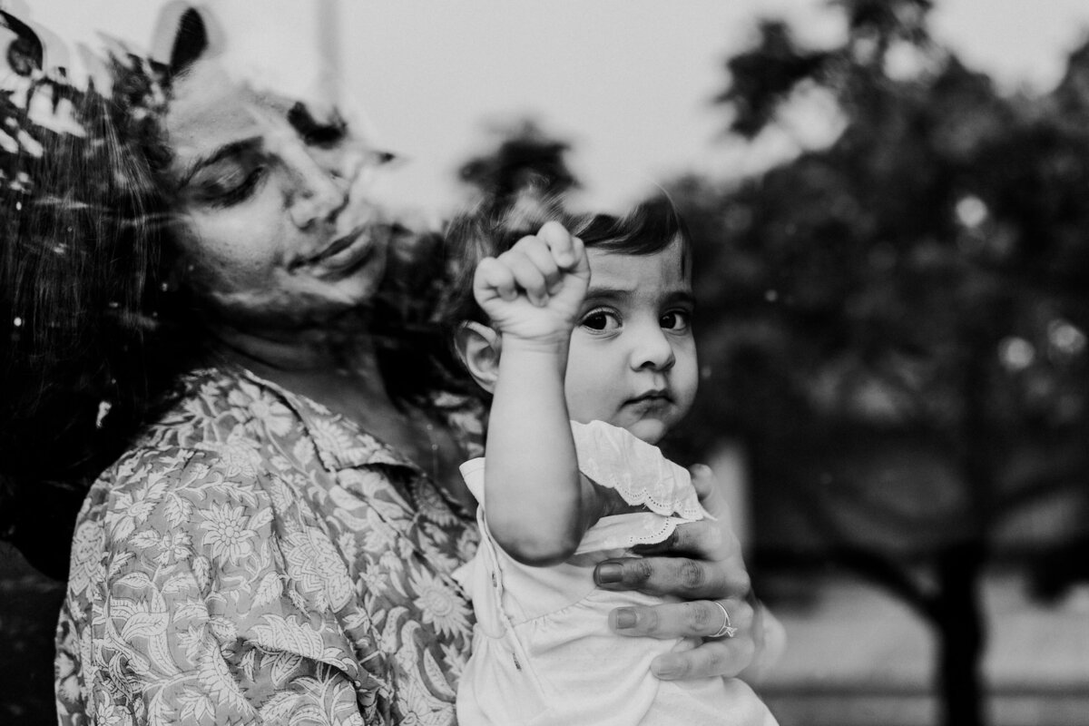Mlebourne-Family-Photographer-Melton-Candid-Family-Photos-Sandhya-6