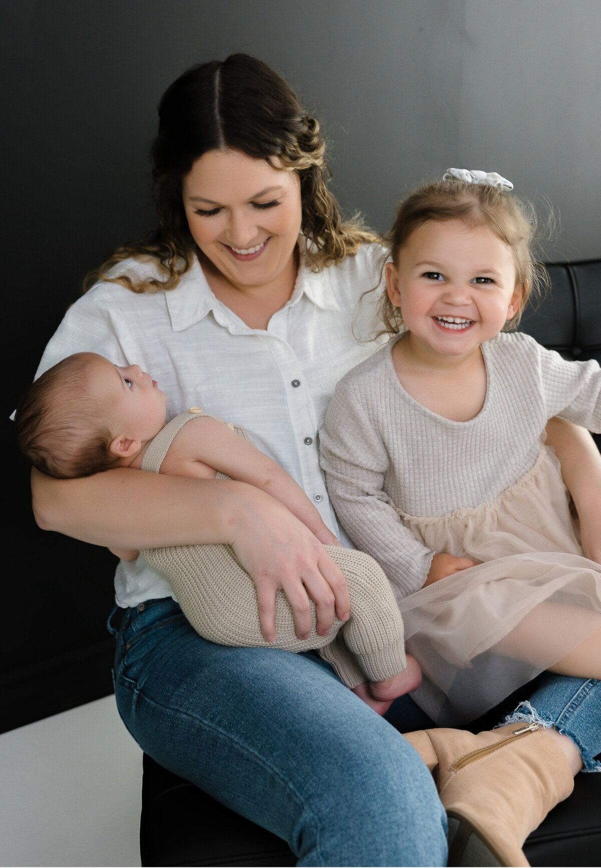 motherhood photographers near me, studio photographer, family studio photoshoot, family portraits near me, family portraits, family photos, family photography, family photography near me, family photos near me, sacramento family photographer, portrait photographer sacramento, fine art portrait sacramento, modern family photos near me