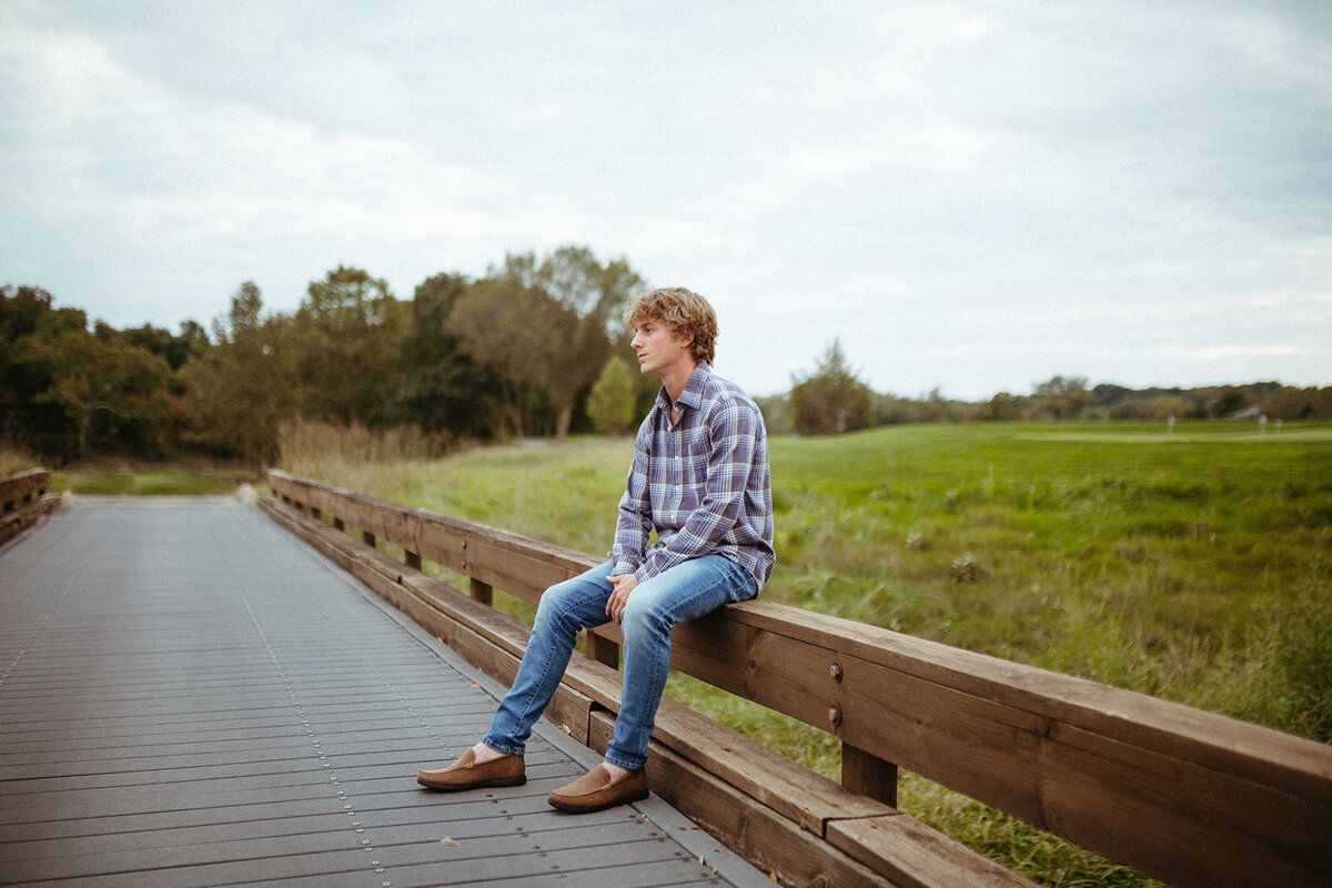 Evan Jones-9505