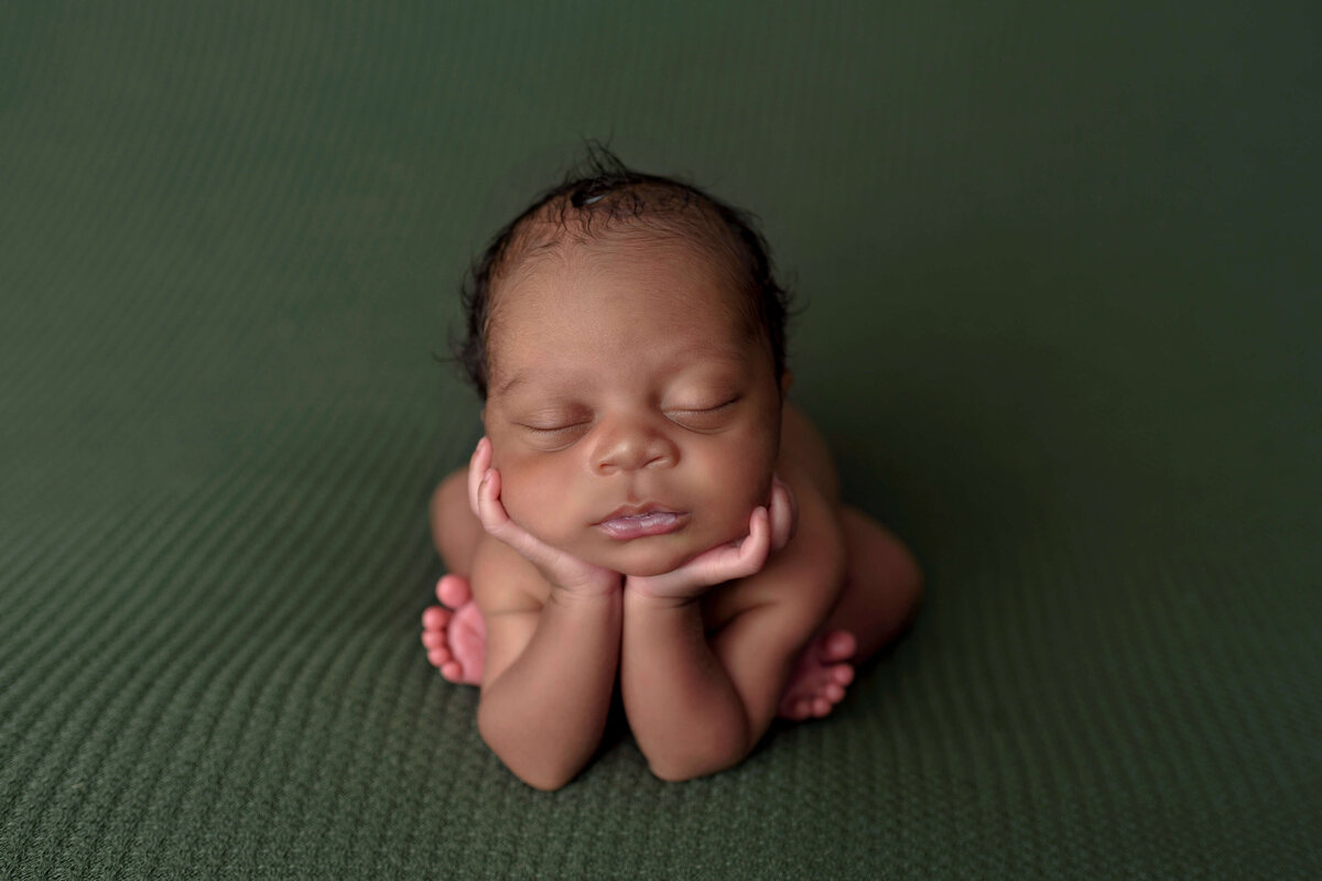 best Atlanta newborn photographer, Fayetteville GA newborn photography, Hampton GA newborn portraits, newborn photography packages