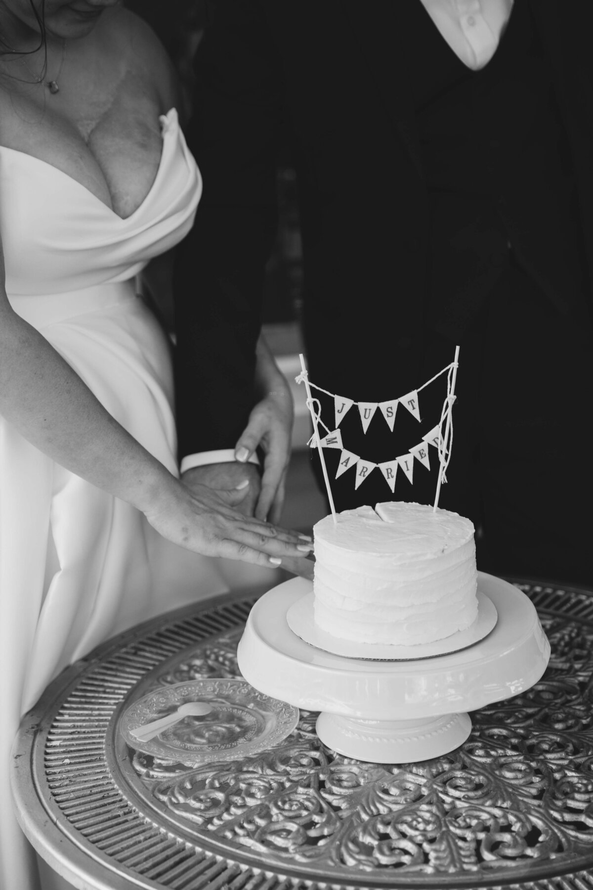 Chloe Parker Photography Heartfelt Wedding Photographer in Virginia — Wedding Photos 178