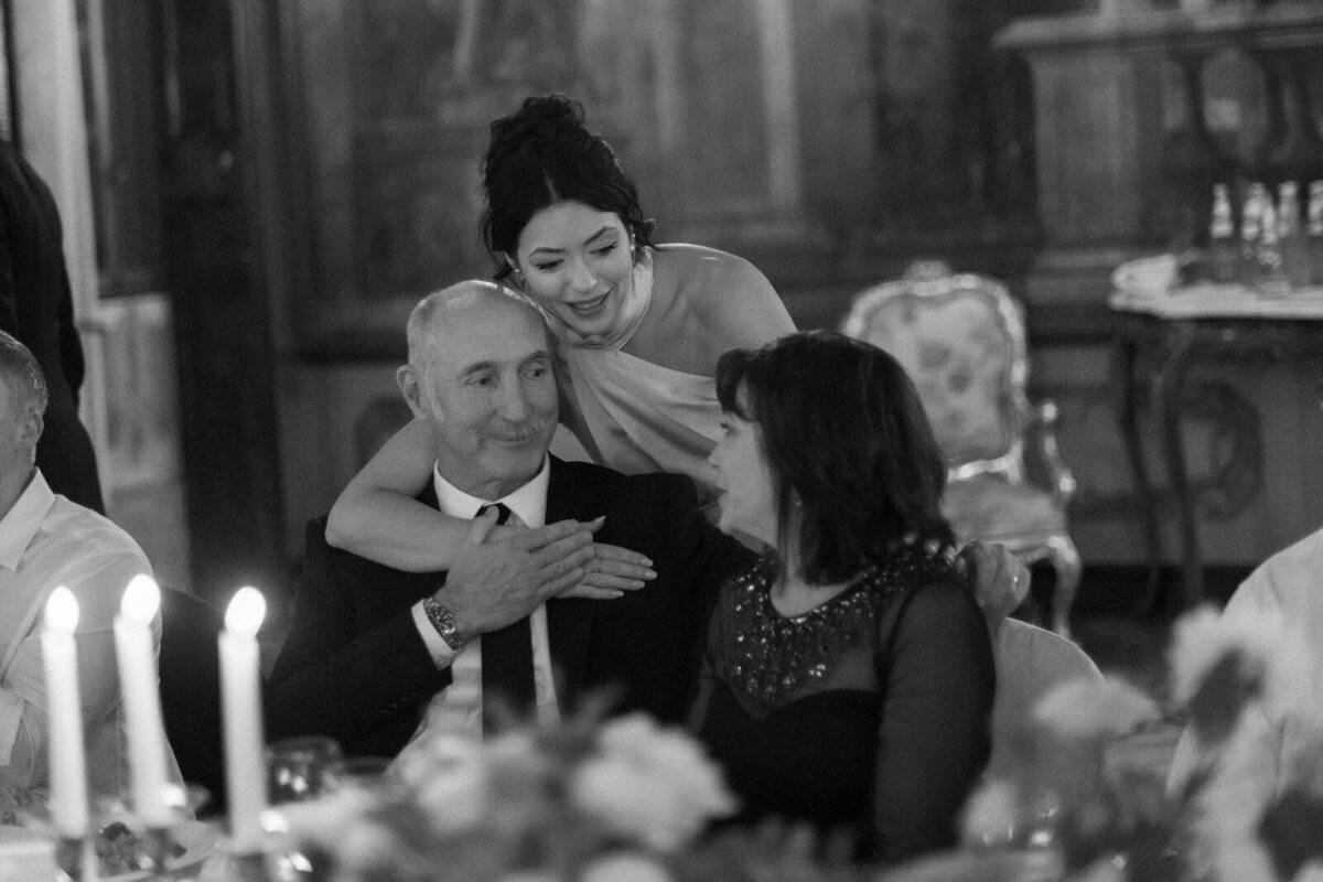 Flora_And_Grace_Editorial_Venice_Analog_Editorial_Wedding_Photographer (1 von 1)-141