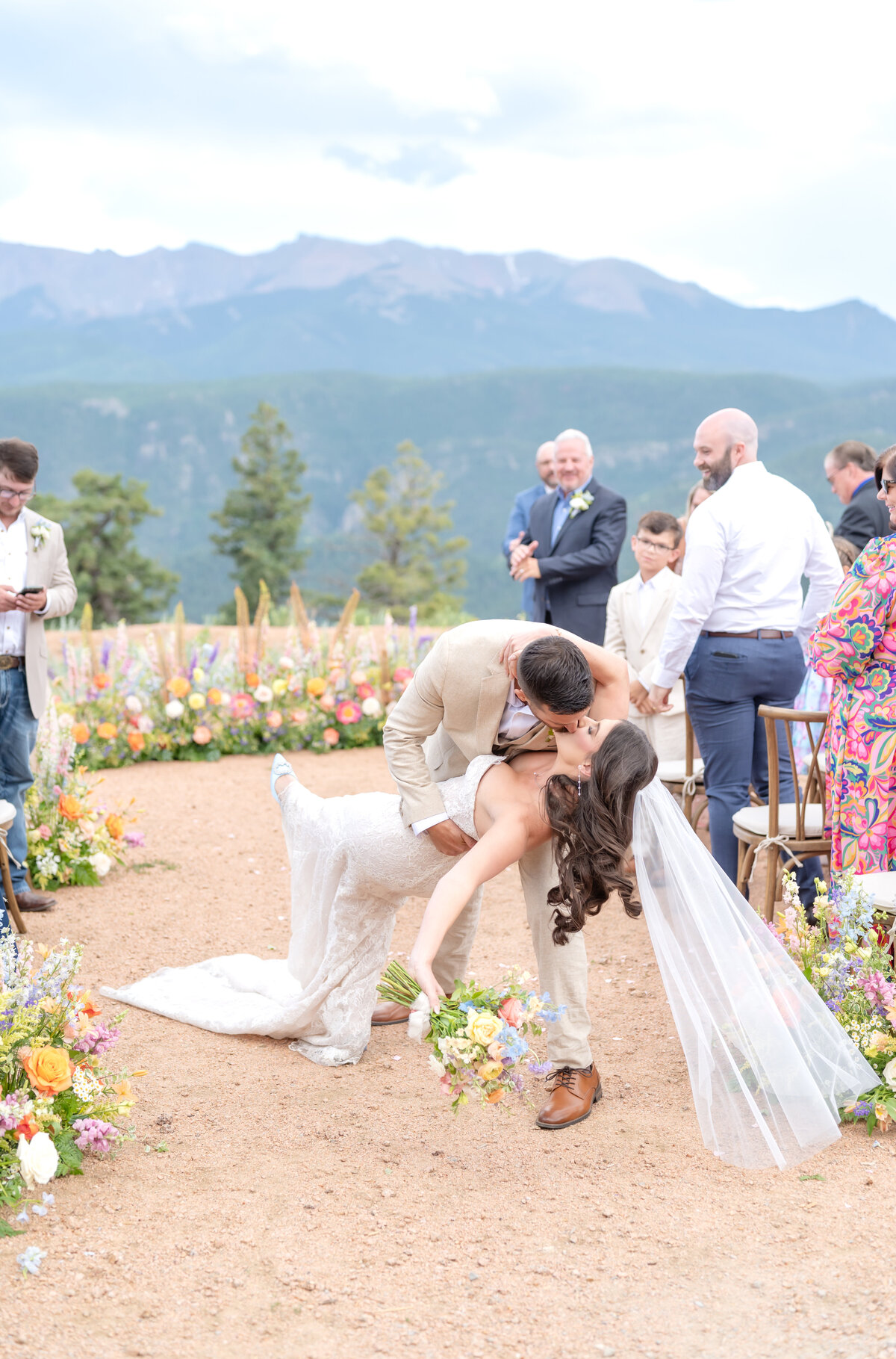 weddingceremonyincoloradosprings