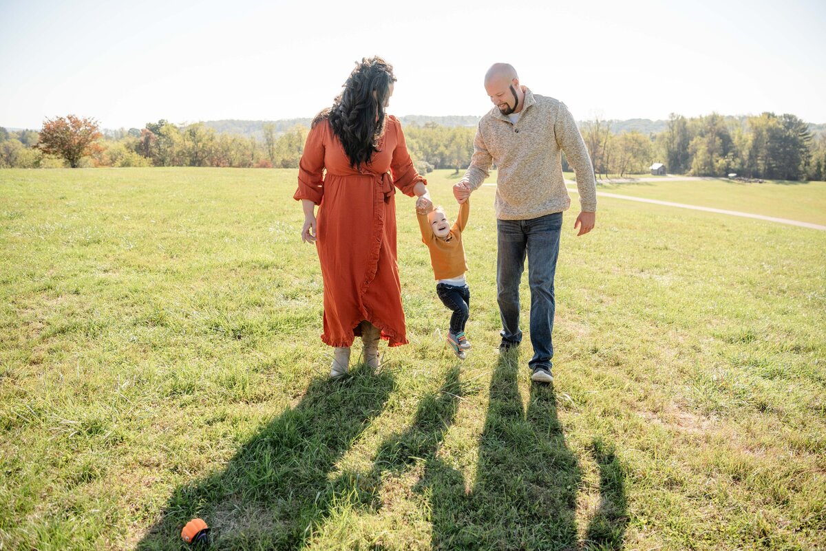 Pittsburgh-PA-Mingo-Creek-Park-Fall-Mini-Session-Magnolia-and-Grace-Photography-Co-LindsayK# (1)-47