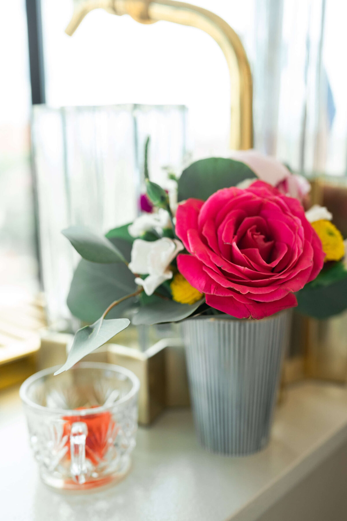 LADIES OF LIBATION LUXURY EVENTS - SWISH & CLICK - DECOR FLORALS