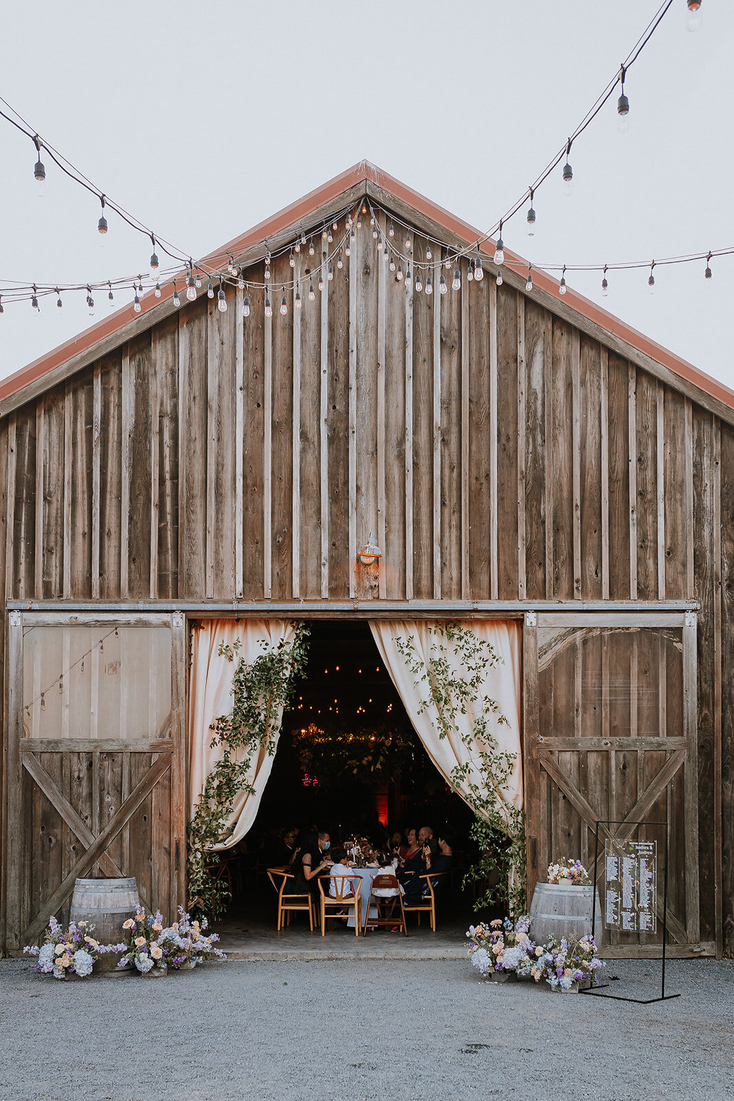 HeyHoneyPhoto_AI_W-1848