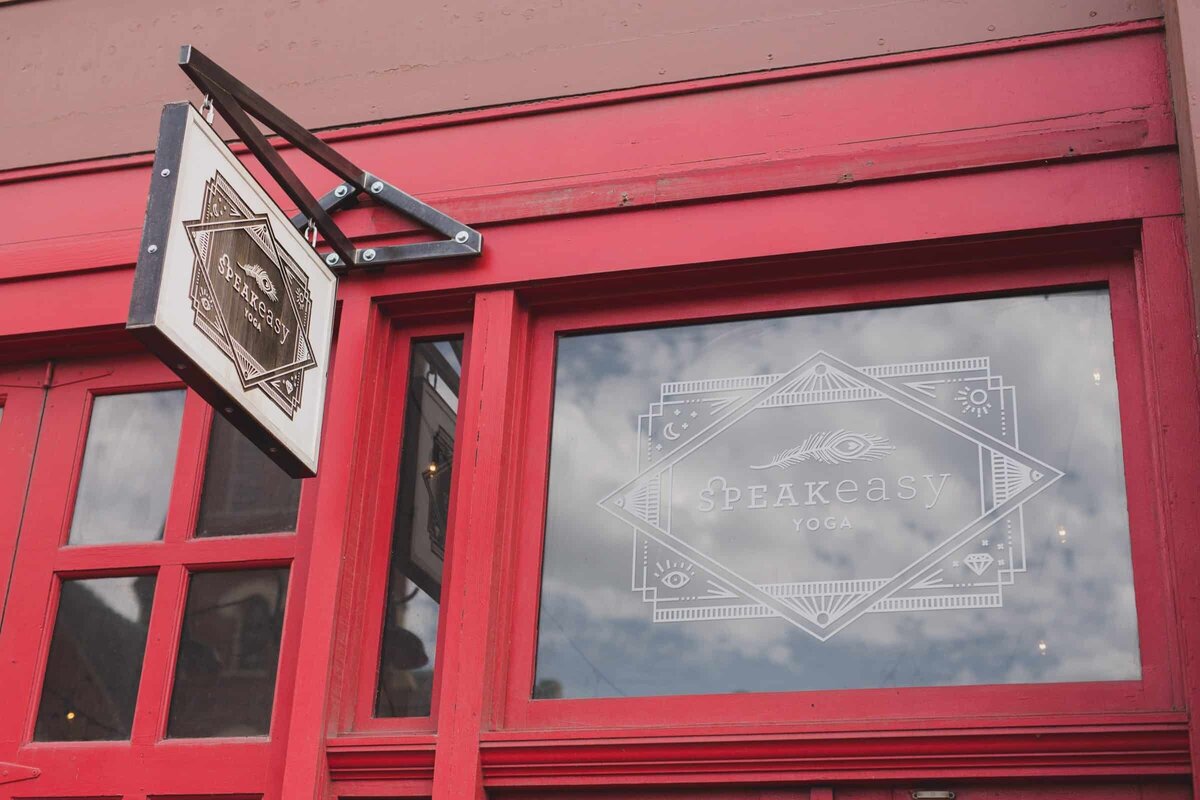 paperreka_speakeasy_yoga_8_signage