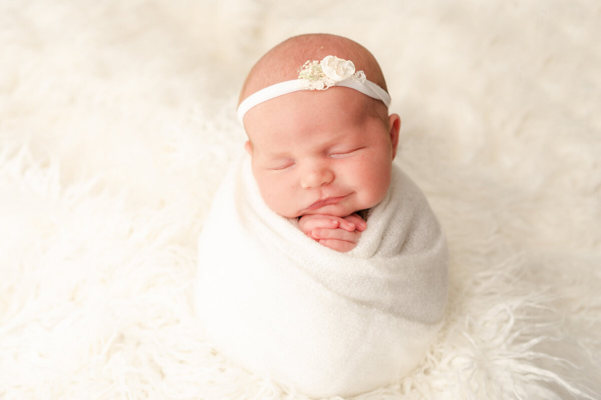 kelowna-newborn-photographer-IMG_8158