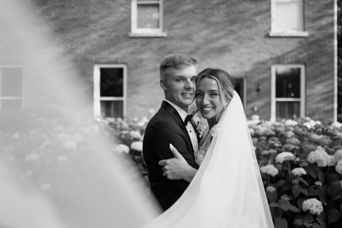 Nichole-Babiez-Photography-Dunham-woods-Geneva-Illinois-Wedding-luxury-editorial-timeless-modern-candid-bride-inspiration-chicago-photographer--110