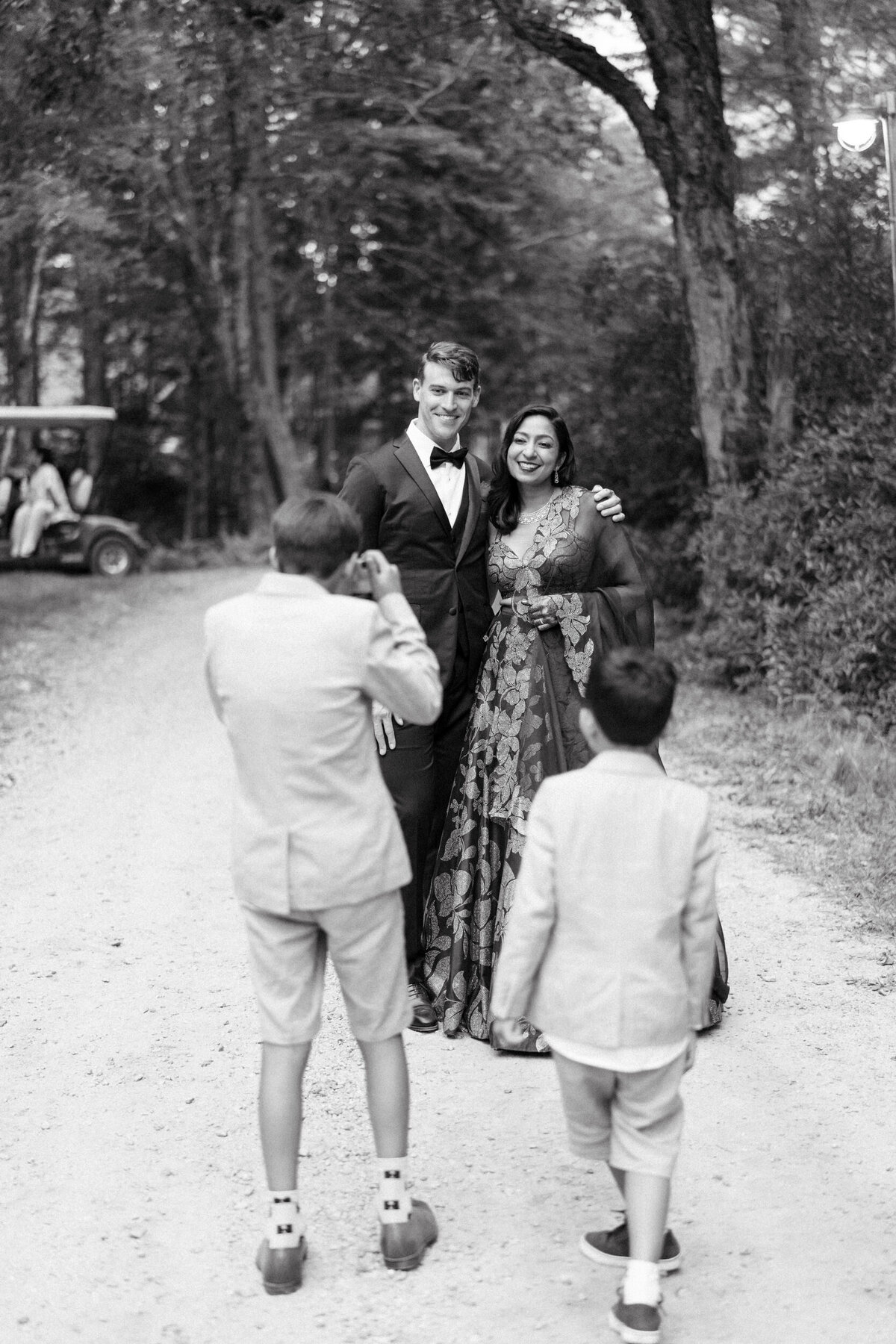 Lakefalls_Lodge_NH_Indian_Wedding_LevKuperman_079