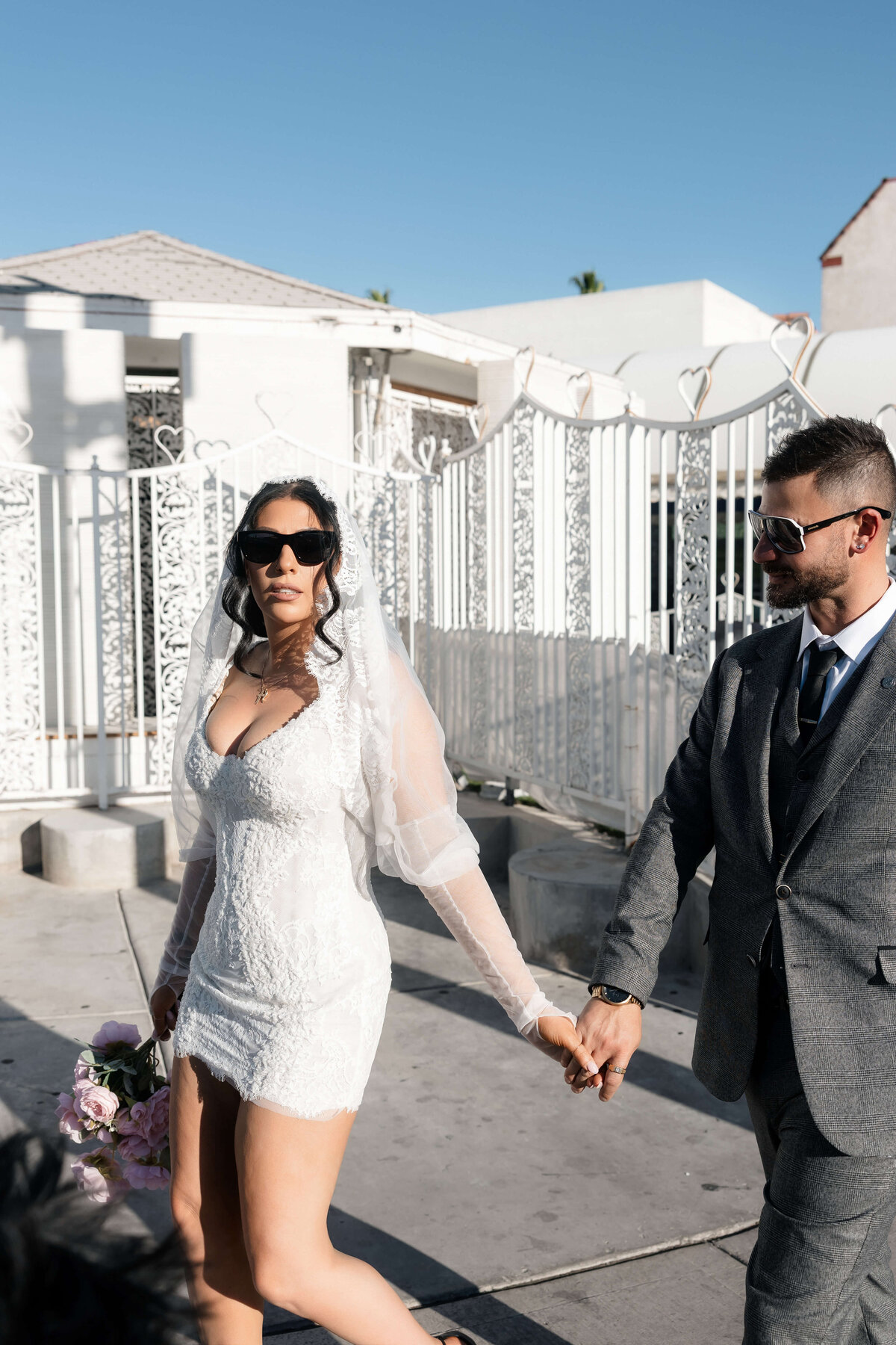32riskyexposure_aimee-adrian_las-vegas-elopement-photography