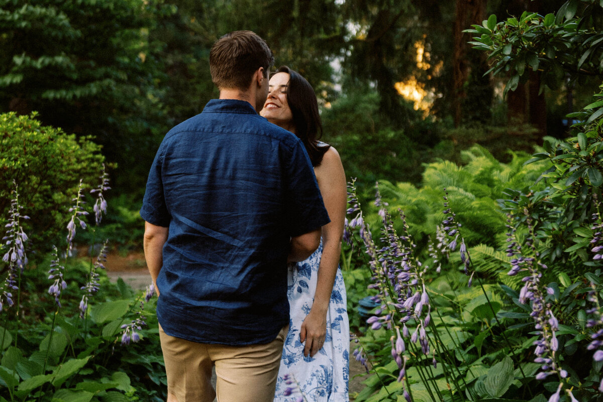 GreenhouseGardenEngagement_InHomeSession_TaylorNicollePhoto-7