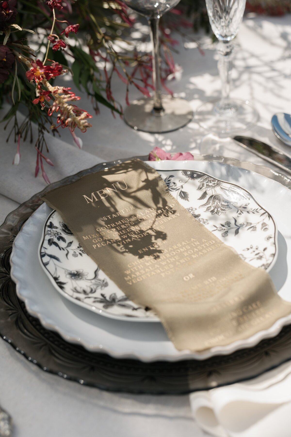 Jeune-Perche-Faye-Fern-Creative-MVFPortraits-Reception-Details-54