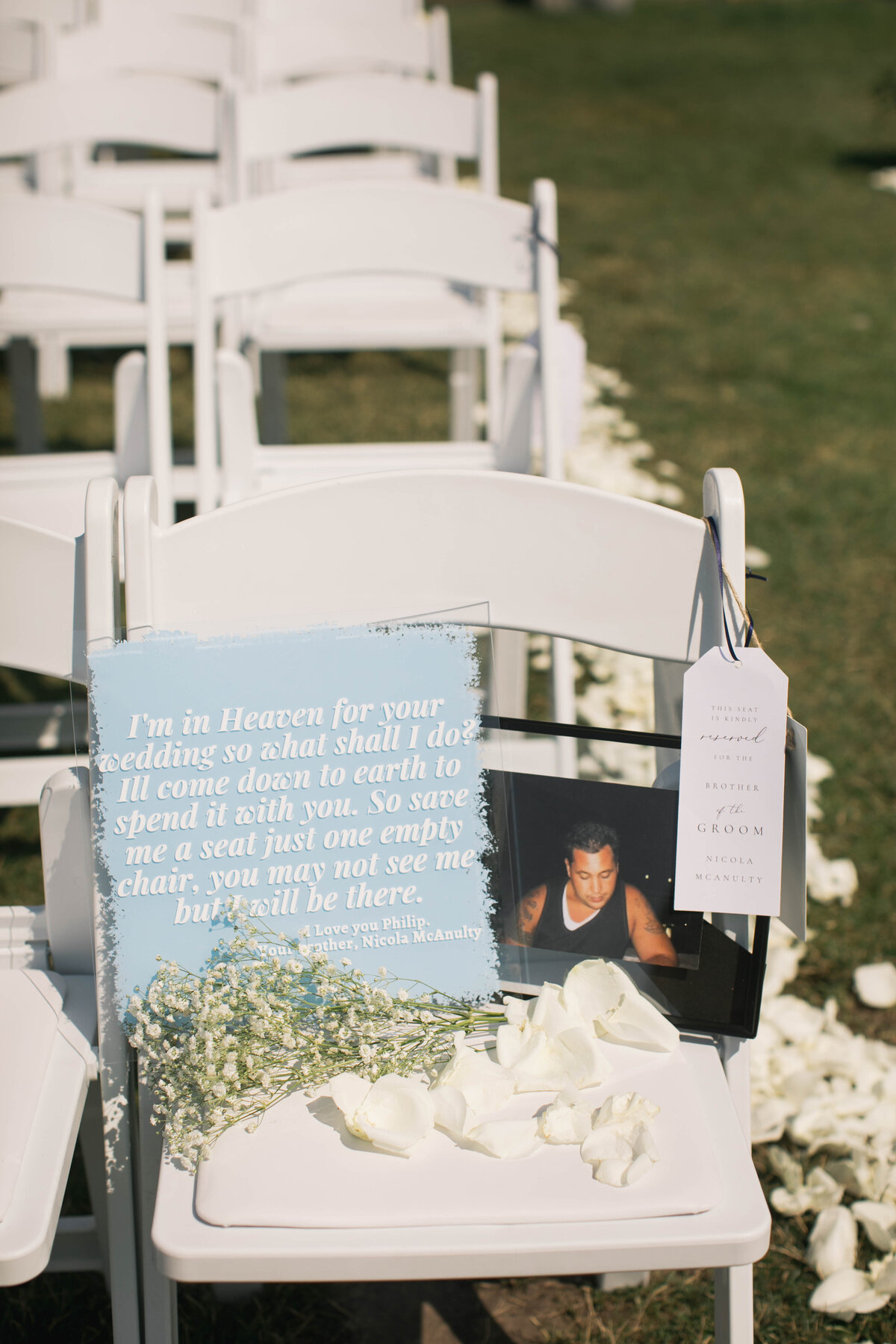 wedding chair in memory of family member