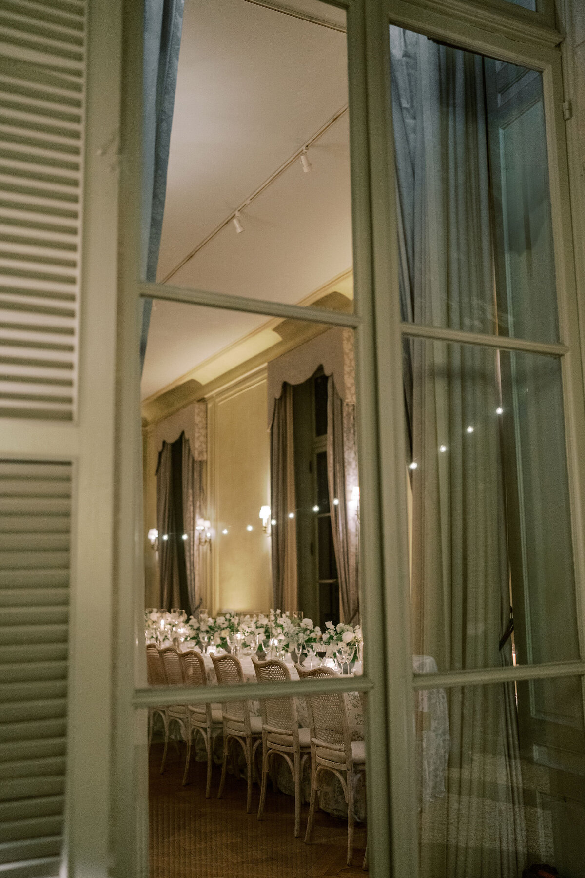 Vicki Grafton Elevated DC Wedding Photographer Meridian House 228