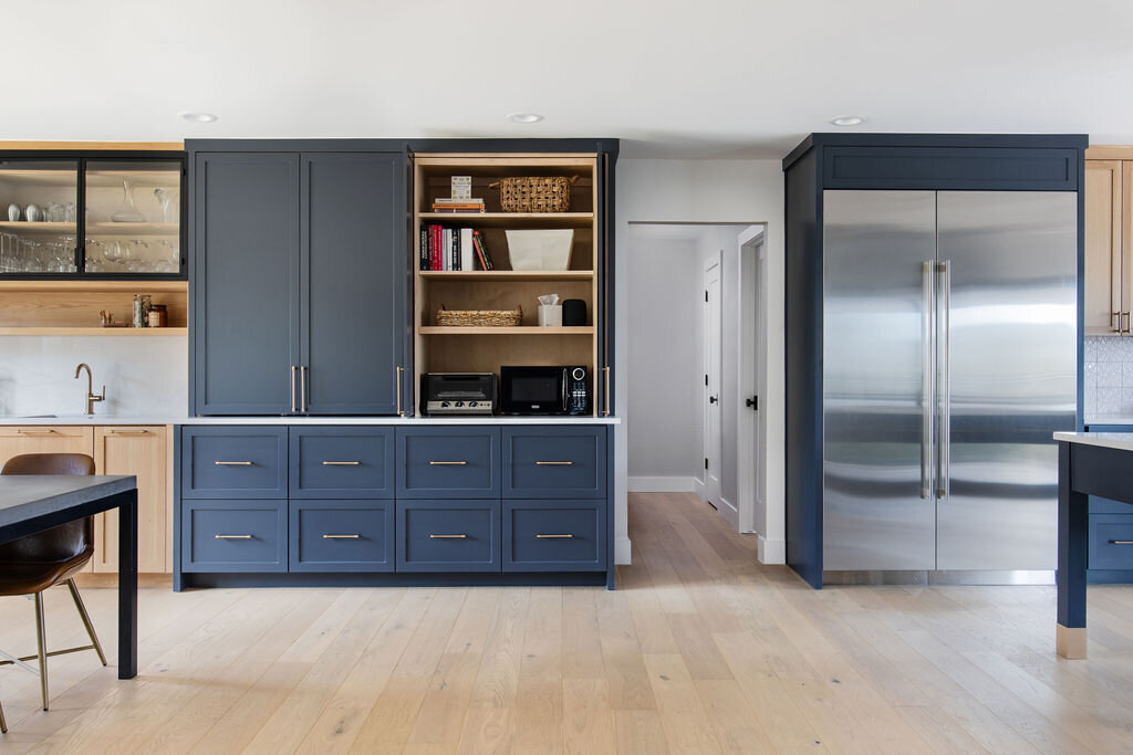 modern kitchen two tone navy and wood 8