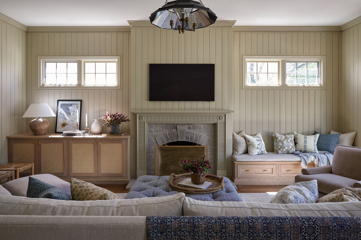 4 Living Spaces-Interiors-Western Springs-Illinois-Pillement House Family Room 1