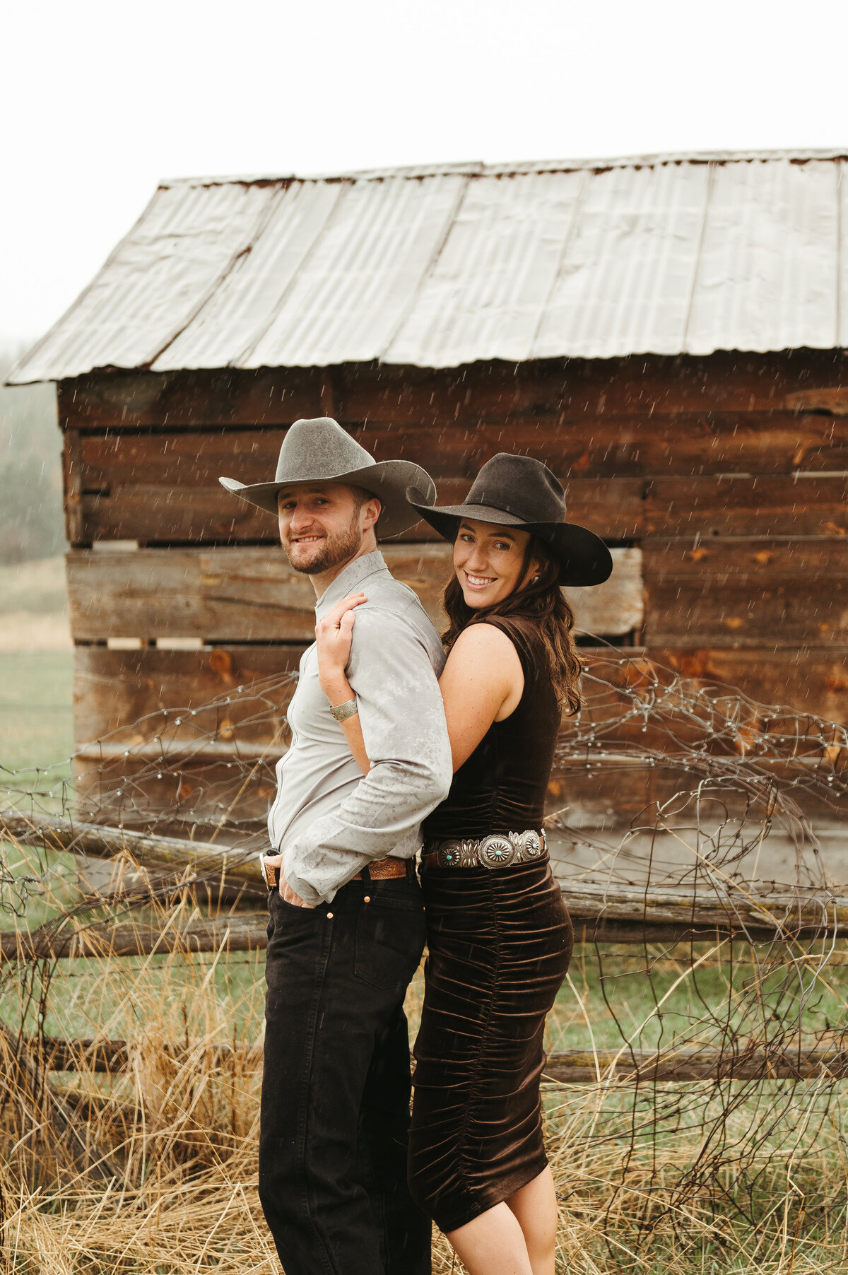 presley-gray-photo-montana-western-style-engagement-4195