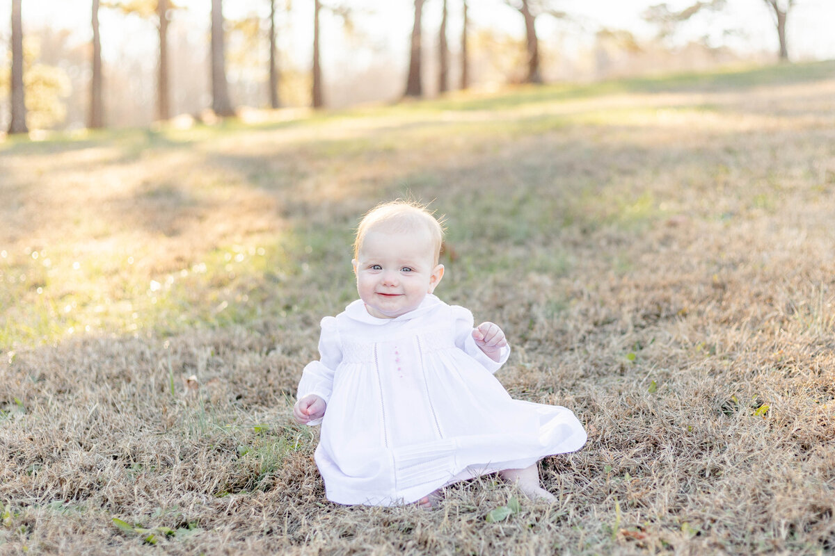 WinterFamilyPhotoSession2023-BabyLaney7