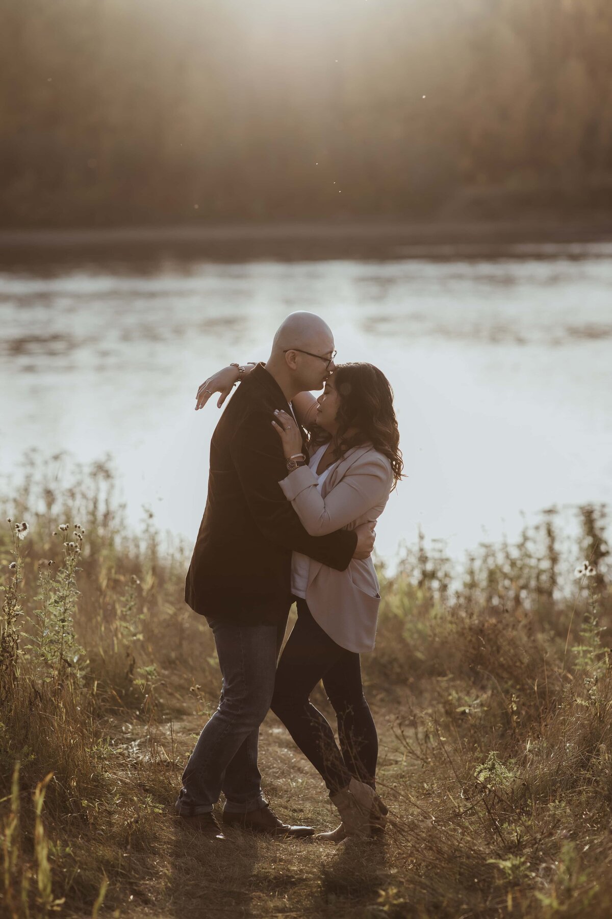 Timeless Tales Creatives - Engagement Photos ideas  (5)