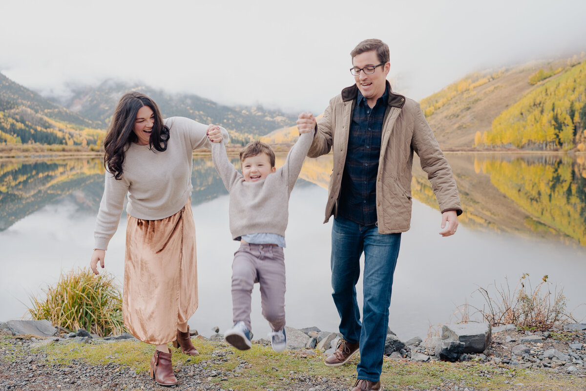 Sam-Murch-Photography-Ouray-Colorado-Fall-Family-Photography-9