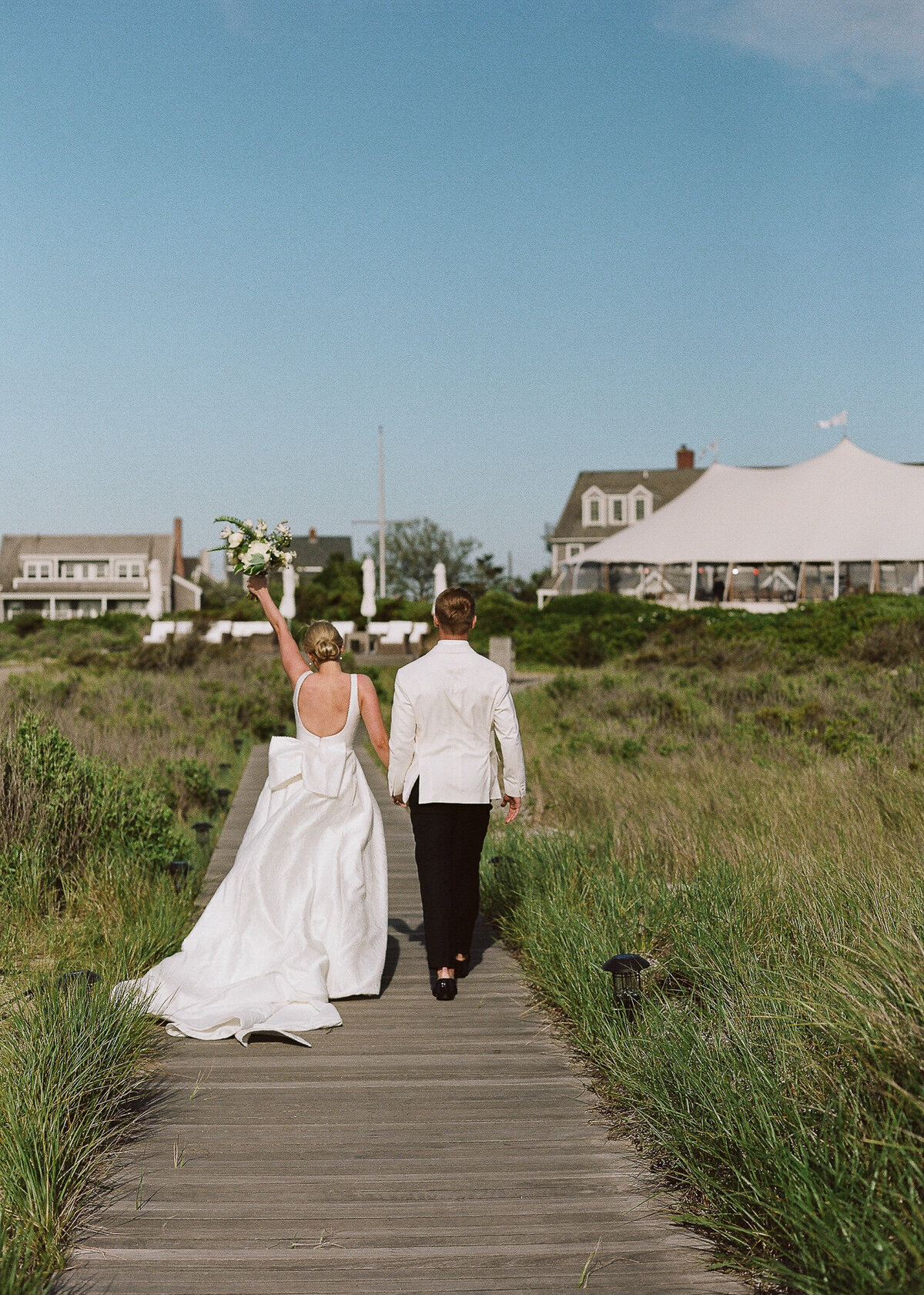 June-Wauwinet-Toppers-Beach-Wedding-Film-072