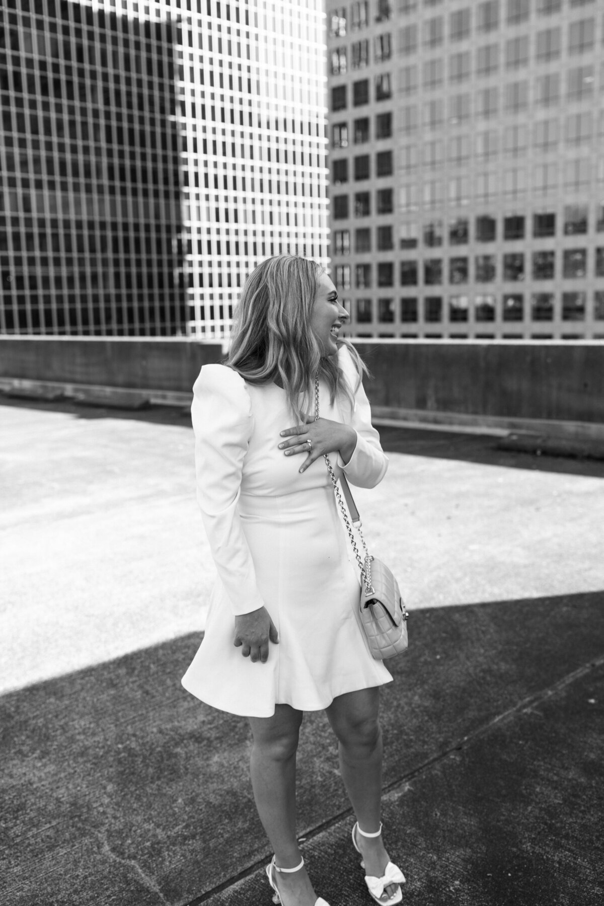 Sara-Canon-Elopement-Downtown-Seattle-WA-Amy-Law-Photography-65