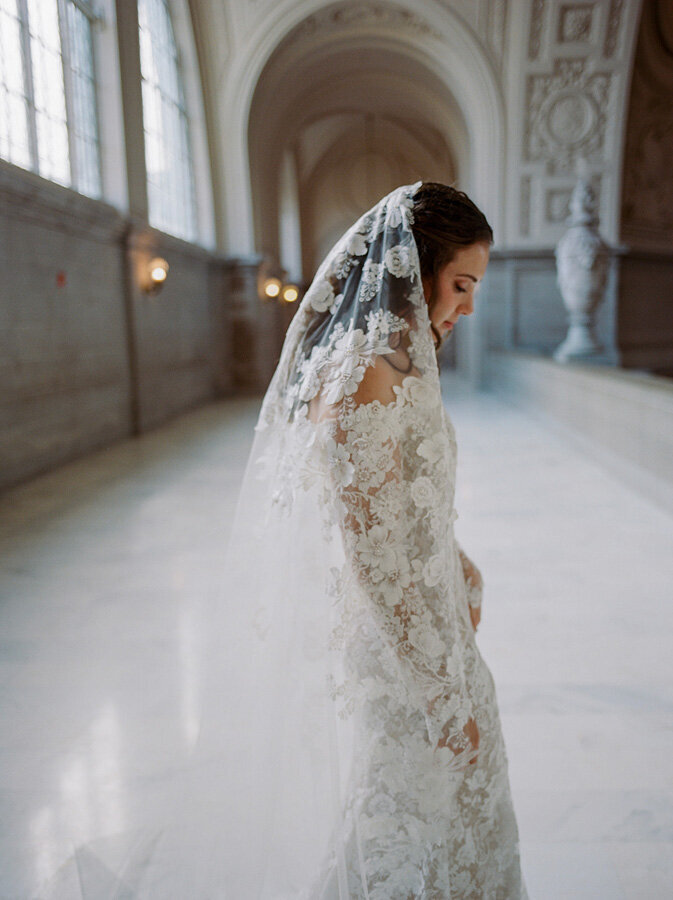Lauren+Alex_sf_city_hall_028