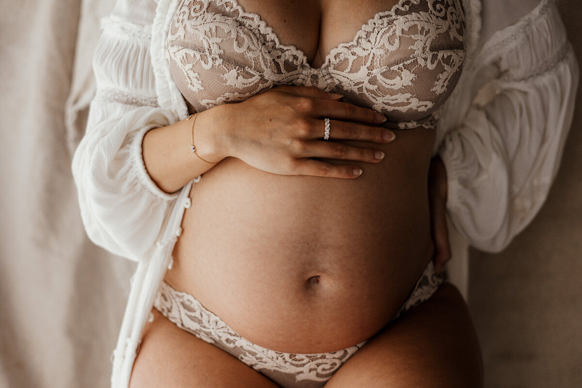 claire loughrey photography maternity 16