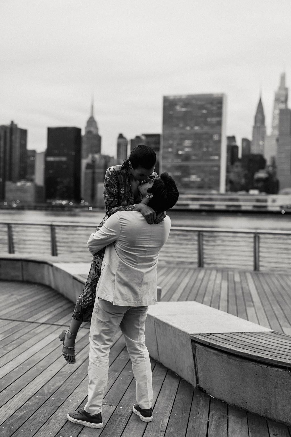 long island city Engagement session 9639-2