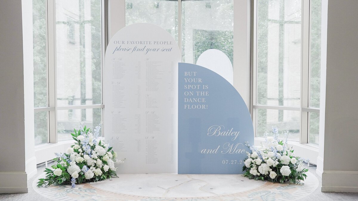 Luxury Seating Chart with Flower Arrangememts