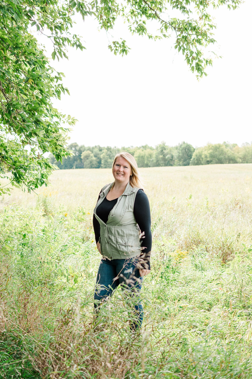 Milwaukee based photographer, Milwaukee wedding photographer, wisconsin photographer, Meredith Mutza Photography, headshot photography, Milwaukee portrait photographer, Milwaukee wisconsin Portraits, Portraits in Milwaukee Wisconsin, Portrait photographer, Headshot Photographer,