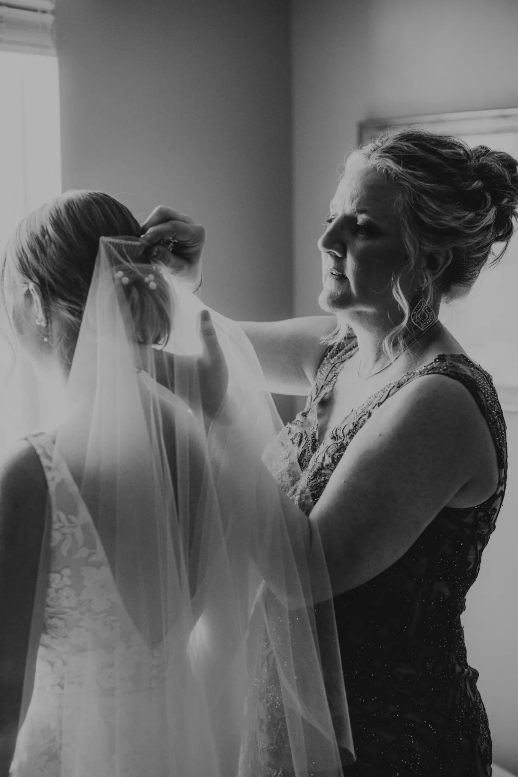 Lea-Ann-Belter-Saskia-Colonial-Country-Club-CT-Bridal-Store-9