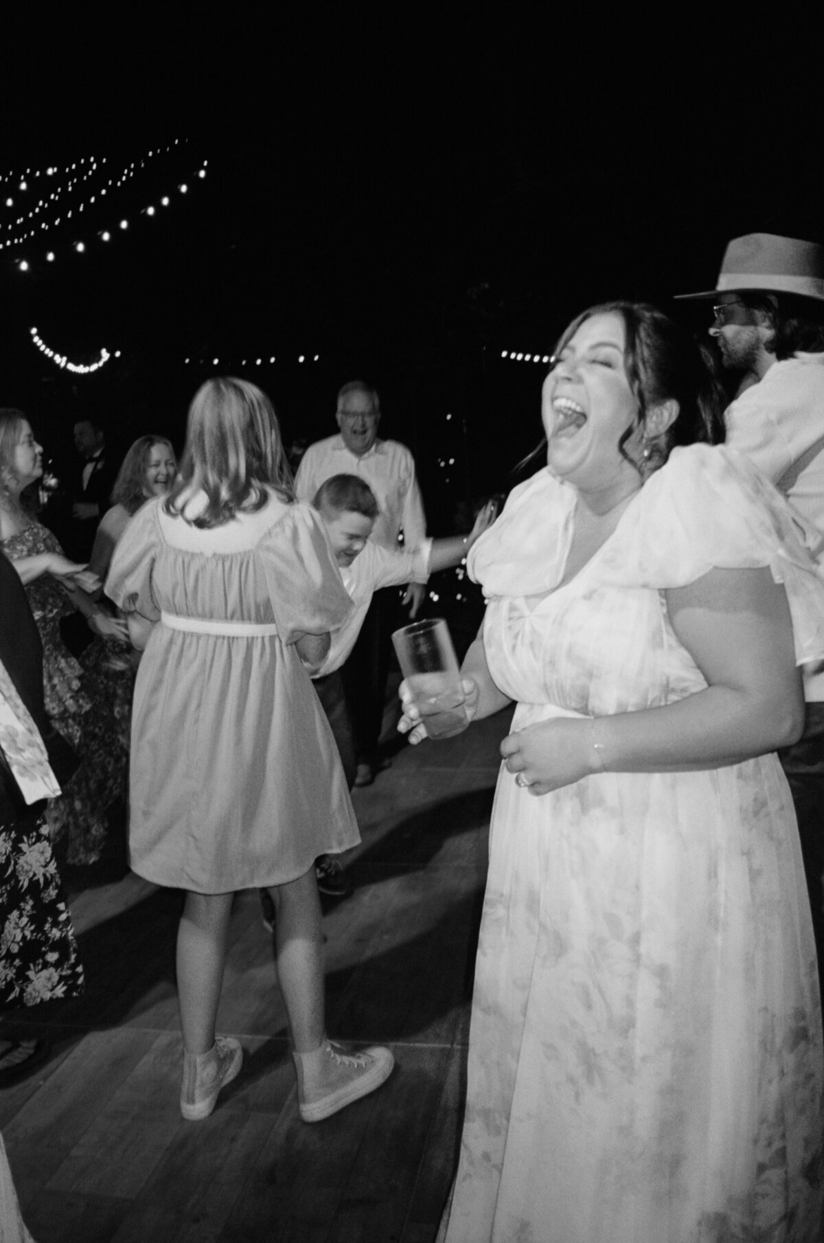 Megan-and-Alex-dance-party-kristine-herman-photography-25
