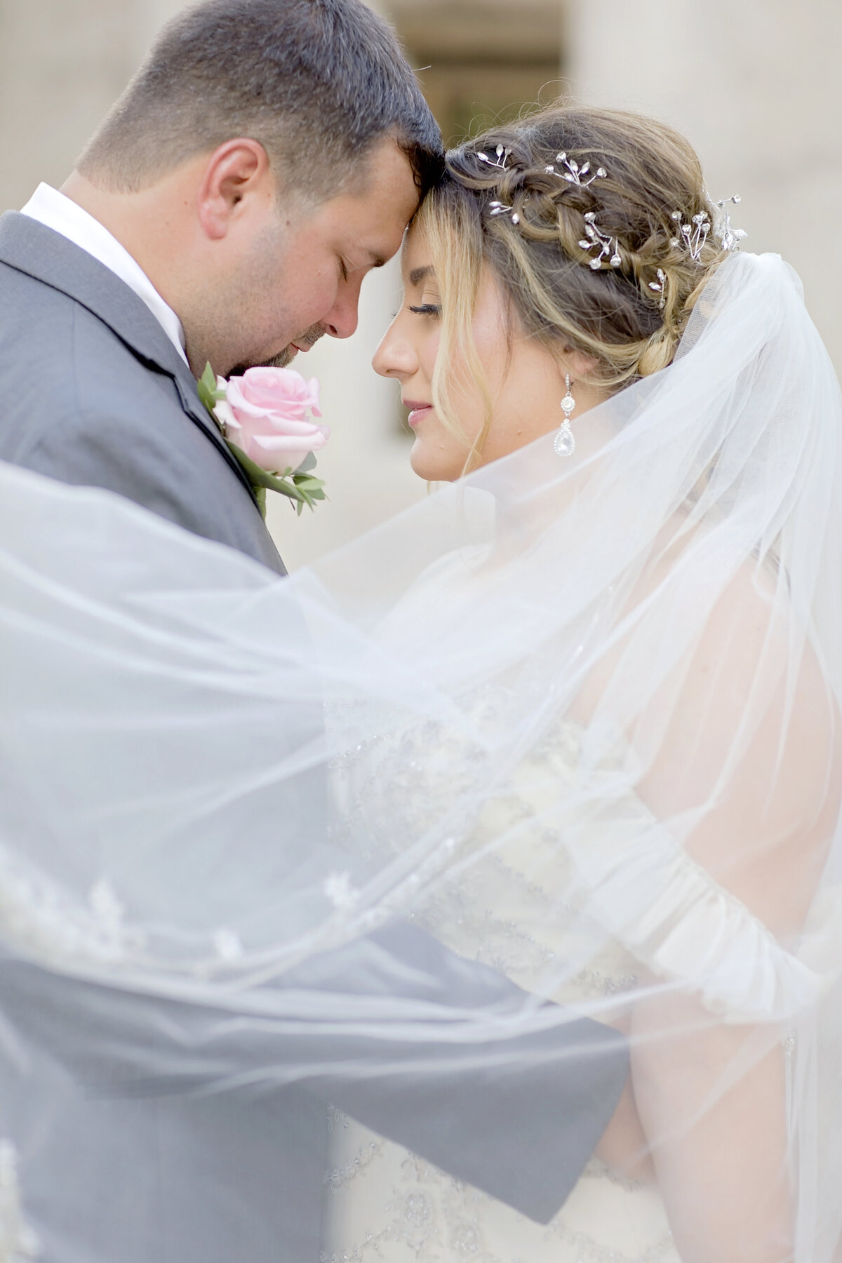 veil shots-texas wedding-hill country wedding-lost mission