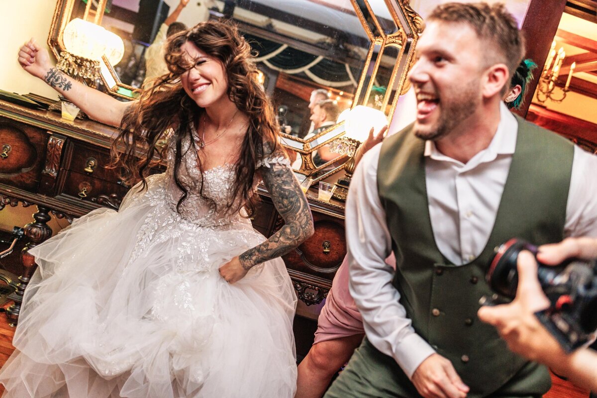 bride-dancing-gramercy-mansion